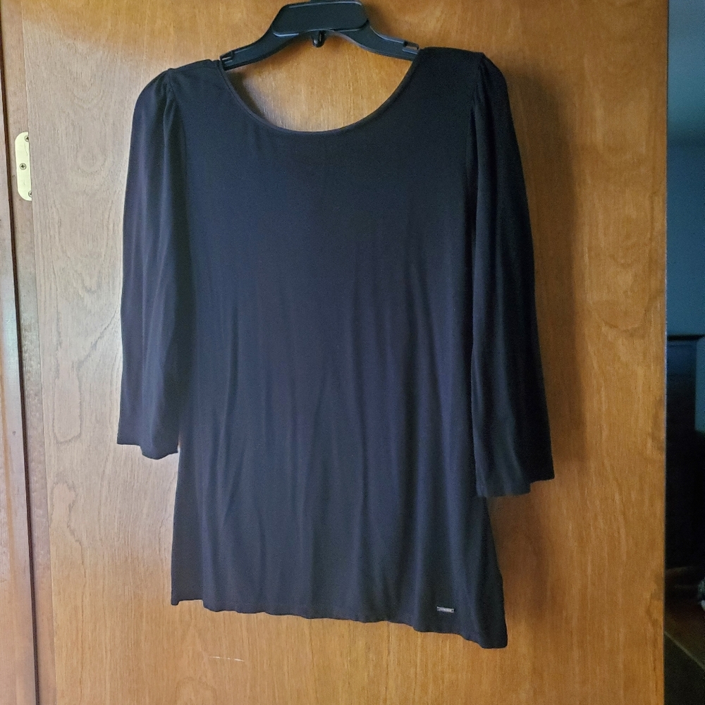 Black 3/4 sleeve blouse